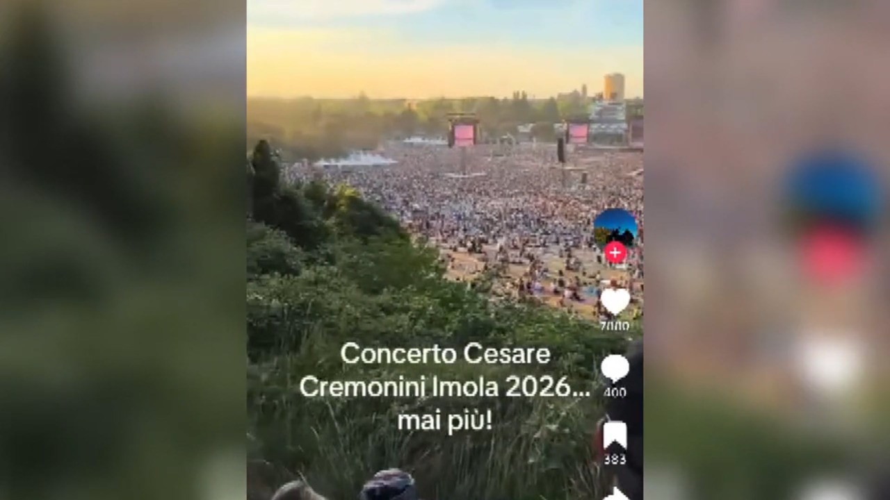 Imola, la rabbia di chi non è riuscito a vedere il concerto di Cremonini, nonostante il biglietto