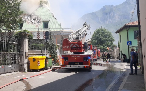 Incendio all’asilo nido di Bonacina: “Una ferita per la città, ma priorità alle famiglie”