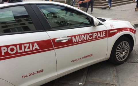 Incidente in via Gelsomino, perde la vita una pedone