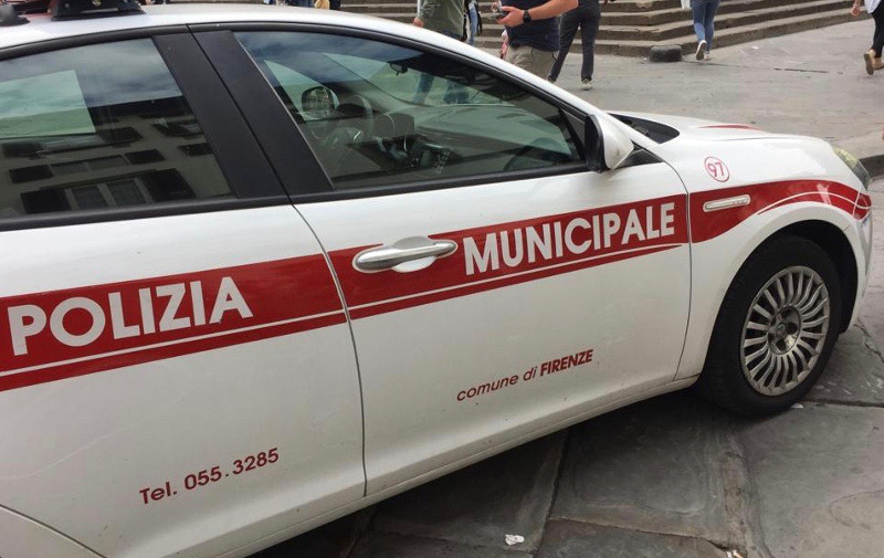 Incidente in via Gelsomino, perde la vita una pedone