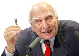 Iniziato l’iter, a Vercelli, per l’intitolazione di una via a Marco Pannella
