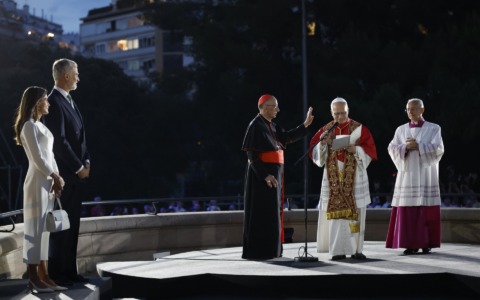 Iran sotto le bombe degli Usa, il Papa: “Non si può credere in Gesù e fare la guerra”