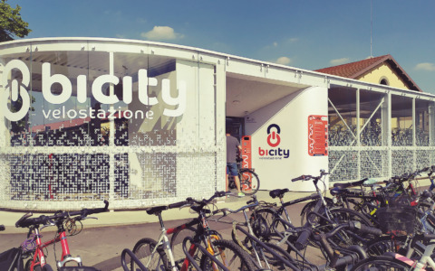 La velostazione di piazzale Marconi si sposterà in via Gavazzeni per i lavori delle ferrovie