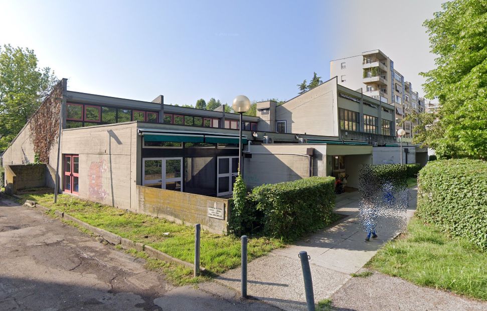 Ladri tentano di rubare le grondaie in rame di una scuola materna