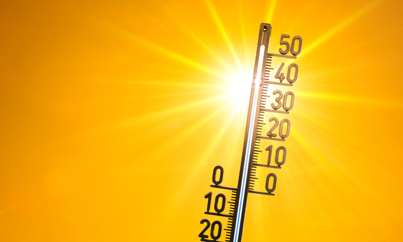 Lecco, il caldo raggiunge il picco: da lunedì arrivano i primi temporali, poi temperature in calo