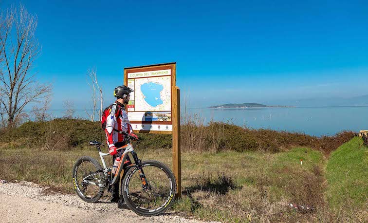 L’Oscar italiano del cicloturismo 2026 alla regione Umbria per la ciclovia del Trasimeno
