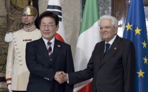 Mattarella incontra il presidente della Corea del Sud Lee Jae Myung: partenariato strategico speciale tra Roma e Seoul