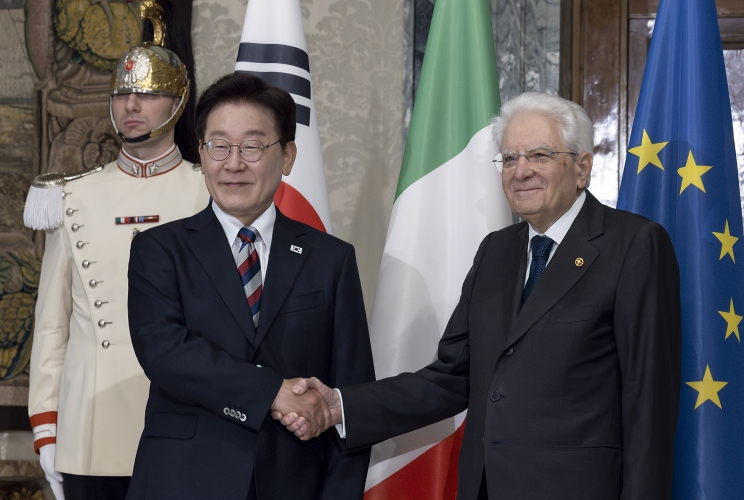 Mattarella incontra il presidente della Corea del Sud Lee Jae Myung: partenariato strategico speciale tra Roma e Seoul