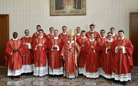 Monsignor Delpini ha ordinato 12 nuovi sacerdoti