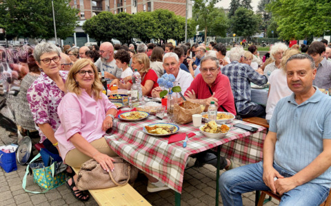 Monterosso in piazza, un quartiere che si ritrova con la bella stagione, tra condivisione e convivialità