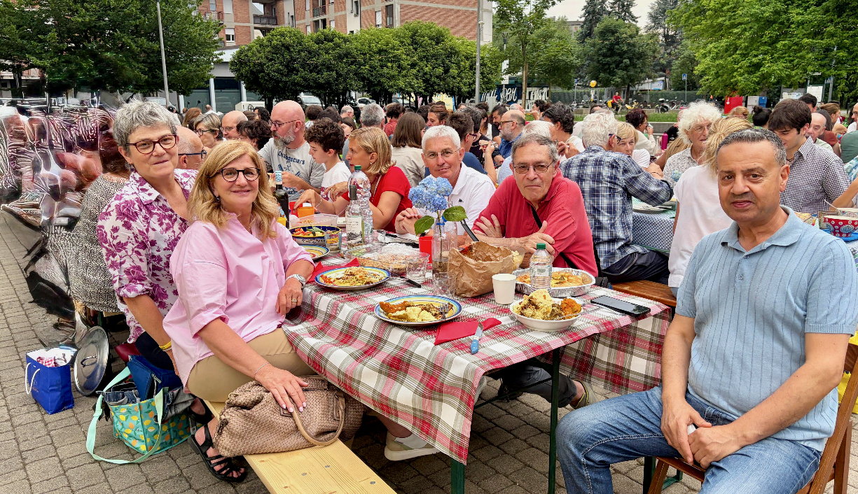 Monterosso in piazza, un quartiere che si ritrova con la bella stagione, tra condivisione e convivialità