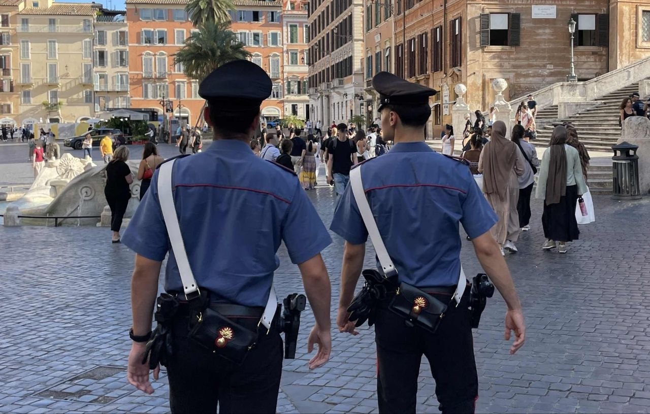 Movida violenta, tre arresti per rapine e furti nel centro storico