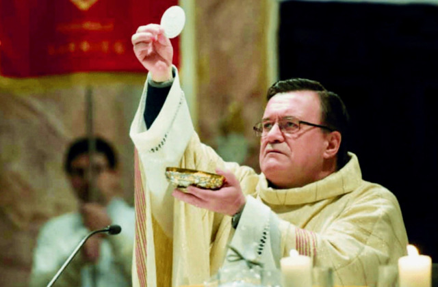 Osio Sotto, don Luciano Ravasio ha festeggiato ben mezzo secolo di sacerdozio