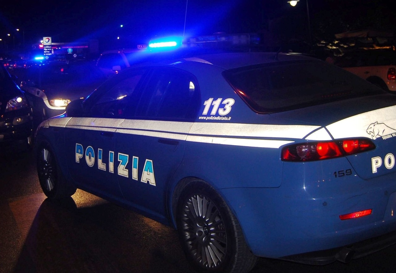 Pakistano ubriaco minaccia i poliziotti: arrestato e trasferito al Cpr