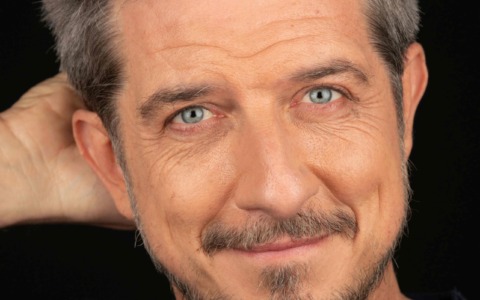 Paolo Ruffini sul palco del Manzoni con il suo ultimo romanzo