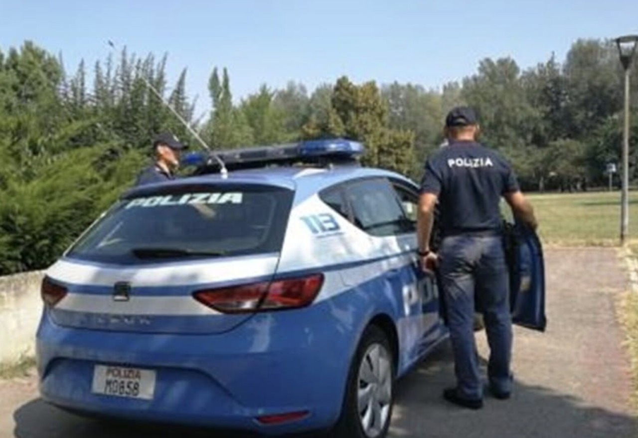Parco Gallo di Brescia: autore di una violenta aggressione minaccia di morte gli agenti, 21enne arrestato