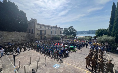 Penne Nere: la Monte Suello fa 100, Salò in festa per il secolo della sezione Alpini