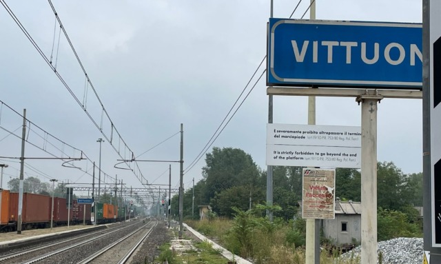 Persona travolta da un treno, circolazione ferroviaria bloccata per ore