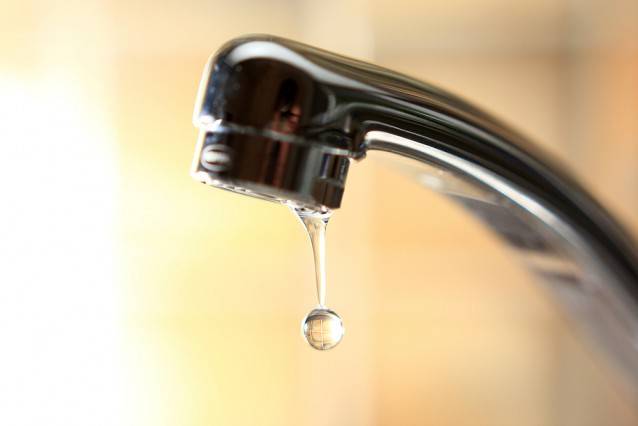 Piccarello e Strada della Rosa senz’acqua da oltre un mese, esplode la protesta. I residenti denunceranno Acqualatina