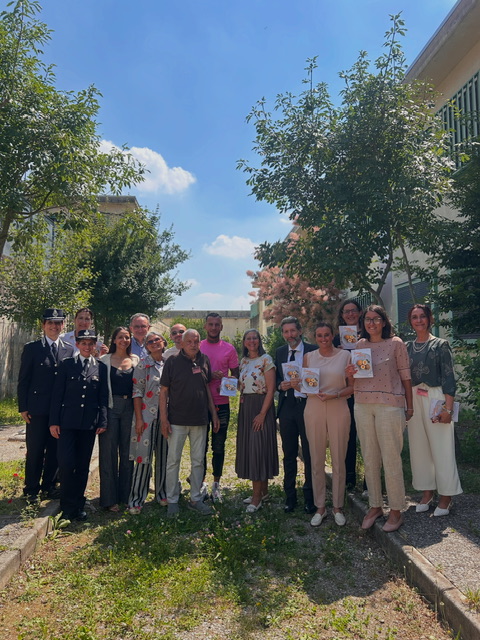 Presentata la nuova edizione di “Cucinare al fresco”, il ricettario del carcere Bassone