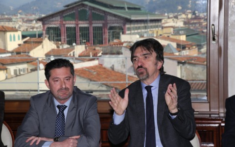 Pubblici esercizi, Toscana a due velocità: crollano i bar, crescono ristoranti e take away