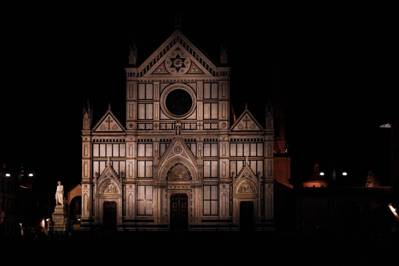 Pugni in piazza Santa Croce
