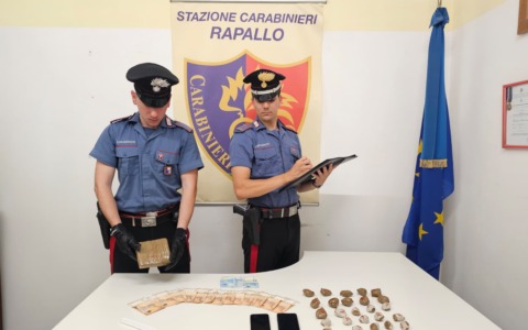 Rapallo: arrestato un 18enne per detenzione ai fini di spaccio di sostanze stupefacenti
