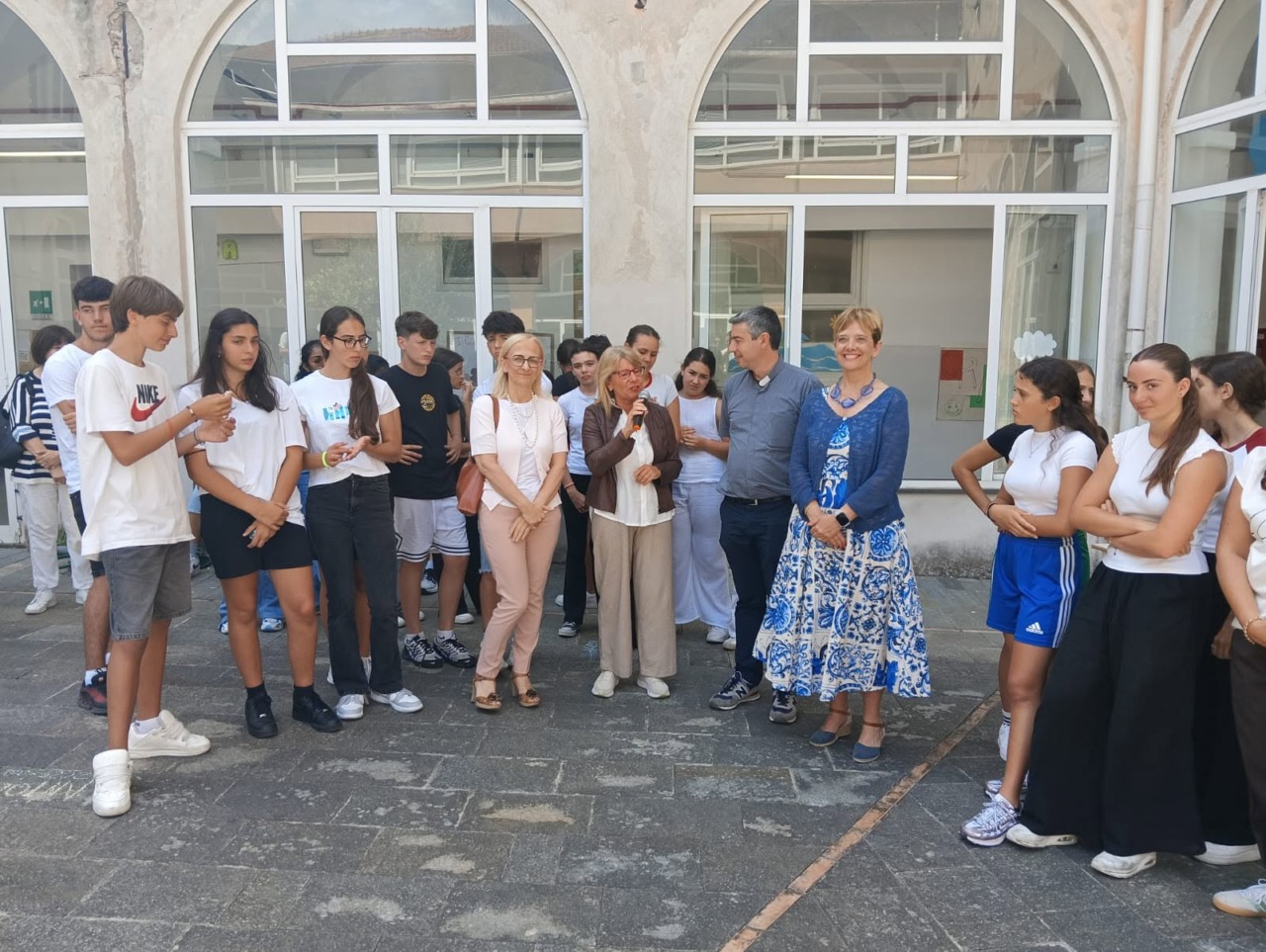 Rapallo, inaugurata la sezione distaccata della scuola media dell’I.C. Rapallo-Zoagli: intitolata a Roberta Bedini