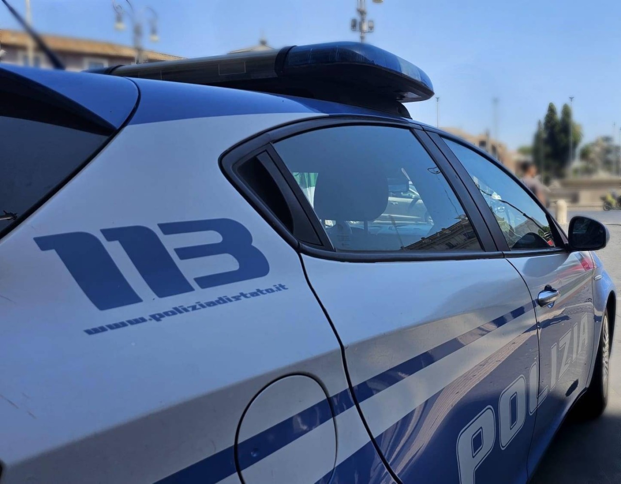 Reati predatori, arrestati sette ladri tra appartamenti e negozi