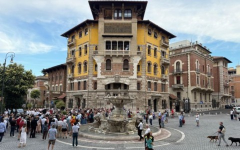 Riqualificata piazza Mincio, nuova isola pedonale nel cuore del Coppedè