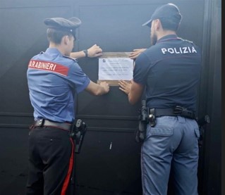 Risse, schiamazzi ed un accoltellato, chiuso dal questore locale di Tor Fiscale