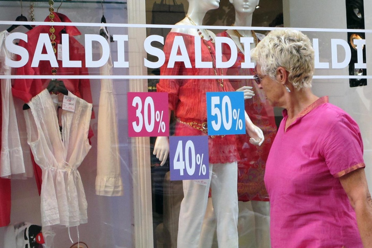 Saldi estivi in partenza sabato 4 luglio 2026