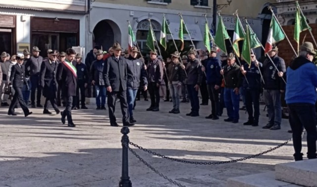 Salò: anche i commercianti pronti ad accogliere la 72esima Adunata Sezionale della Monte Suello