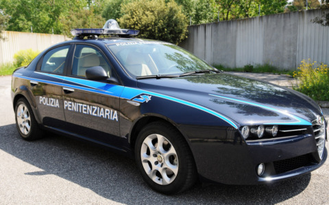 Sappe, sequestrati telefoni e farmaci oppioidi nel carcere di Torino
