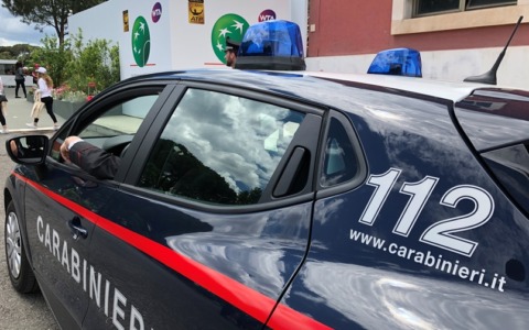Sfregia con una coltellata la ex, arrestato 37enne