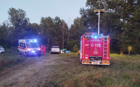 Si tuffa nell’ Oglio e viene trascinato via dalla corrente, gravissimo un ragazzo