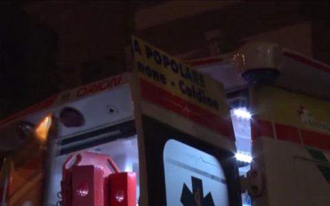 Sparatoria nella notte a Montignoso, due giovani feriti da colpi d’arma da fuoco