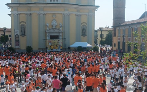 “Sport Giovane”, la carica dei 2500 invade il paese tra musica e giochi