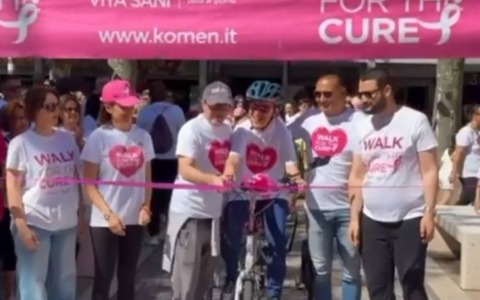 Successo per la Walk for the Cure per la prevenzione del tumore al seno