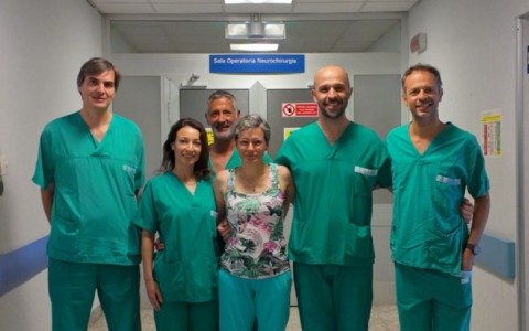 Tumore raro del plesso nervoso lombosacrale: recupera il movimento della gamba dopo un intervento complesso