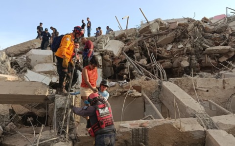 Un italiano fra le 235 vittime del terremoto in Venezuela: ancora migliaia i dispersi