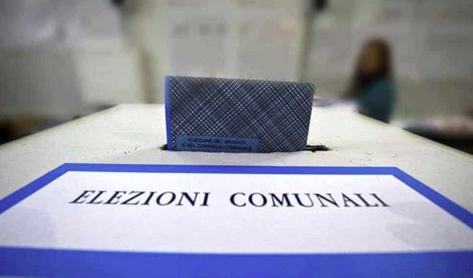 Valenza, affluenza in calo al ballottaggio: alle 23 ha votato il 35,42% degli elettori