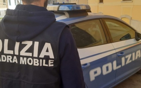 Violenta la ex collega di lavoro: tre mesi dopo scatta l’ordinanza di custodia cautelare