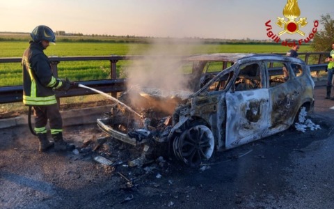 A fuoco un’autovettura sull’Autobrennero