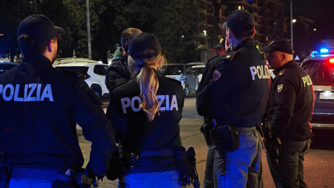 Accoltella l’ex amica per un ragazzo, arrestata