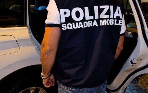 Accoltellato davanti alla famiglia, arrestato l’ aggressore per tentato omicidio