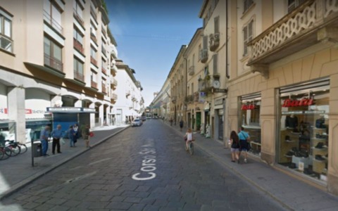 Agosto in città: Pavia mappa i negozi aperti con una nuova e-mail dedicata