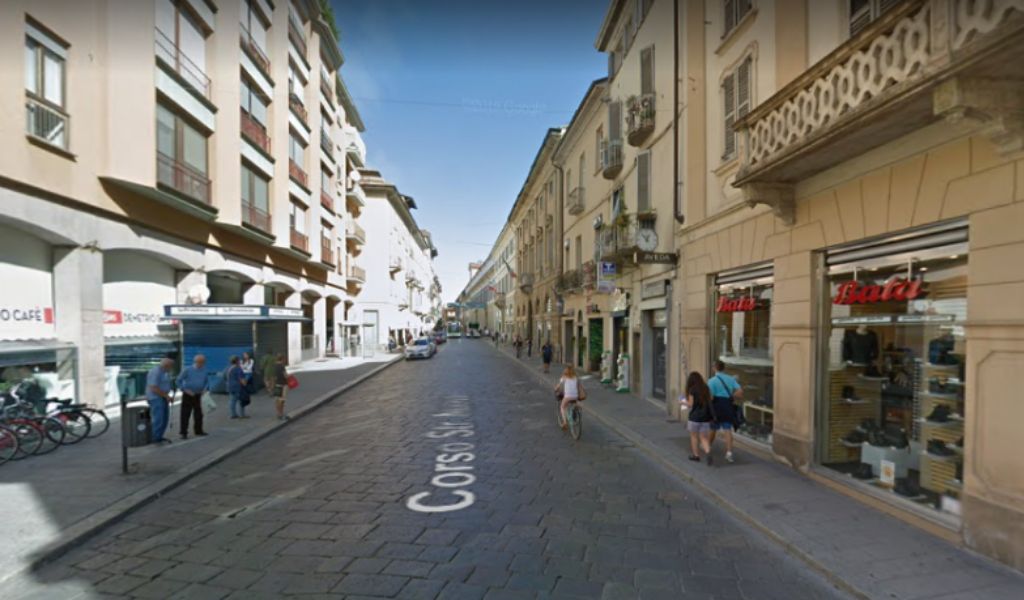 Agosto in città: Pavia mappa i negozi aperti con una nuova e-mail dedicata