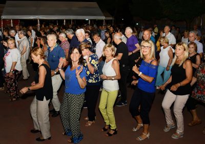 «Agosto in piazza», inizia stasera la festa per chi non va in vacanza