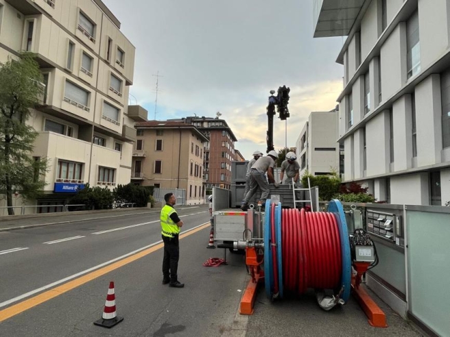 Ancora blackout in centro a Bergamo, senza corrente via San Bernardino e via Carnovali